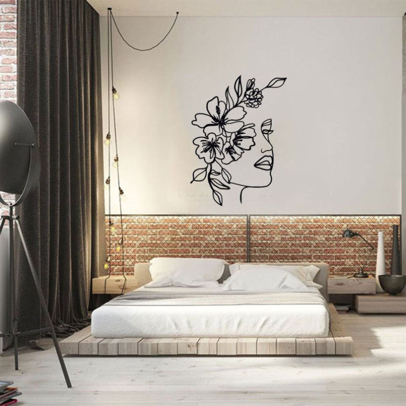 Decoration Wall Woman with Flowers