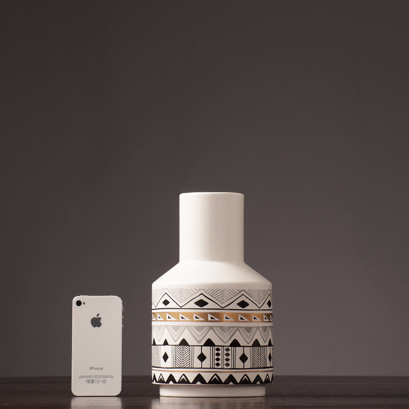 Scandianvia Ceramic Vase