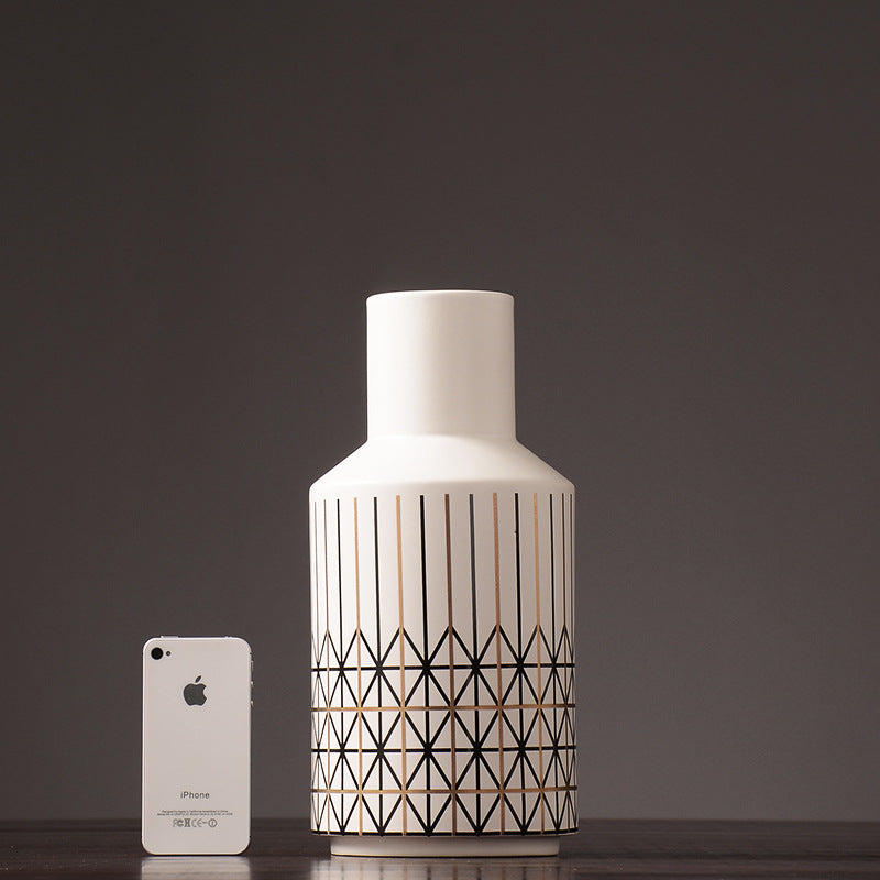 Scandianvia Ceramic Vase