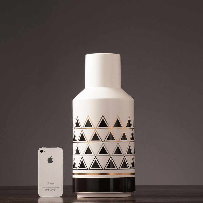 Scandianvia Ceramic Vase