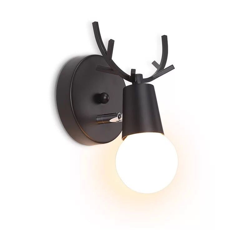 Reindeer-shaped lamp