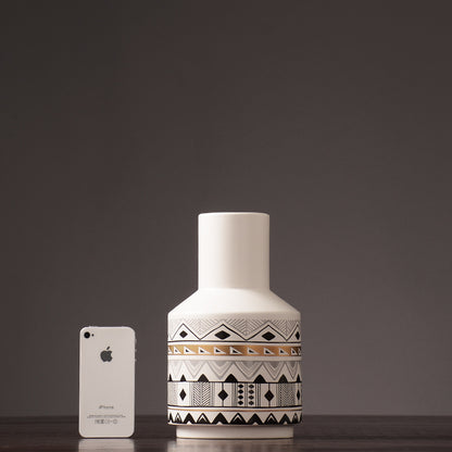 Scandianvia Ceramic Vase