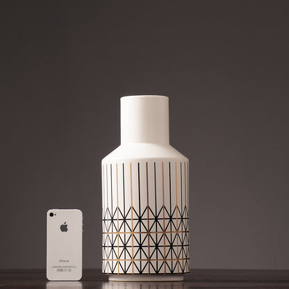 Scandianvia Ceramic Vase